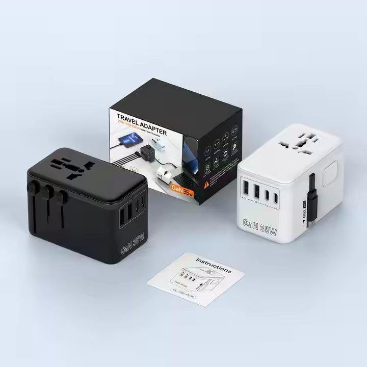 PD35W GAN All-in-One International Plug Adaptor Quick Charge GaN Universal Travel Adapter Charger with Cable